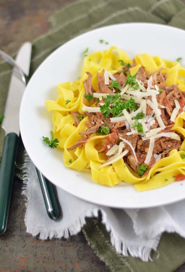 Pasta al ragu uit de slowcooker