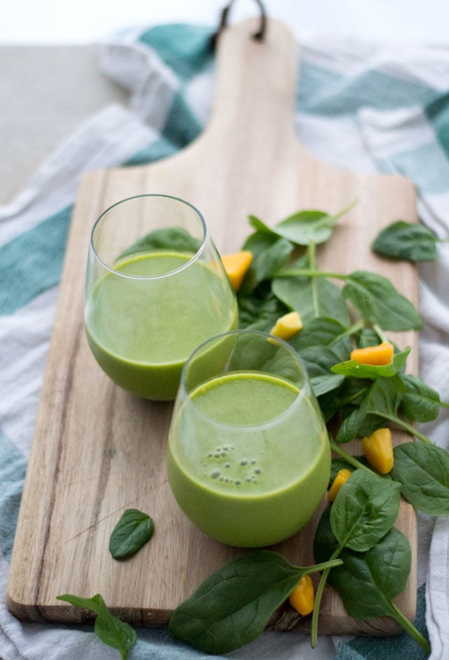 Groene smoothie spinazie mango