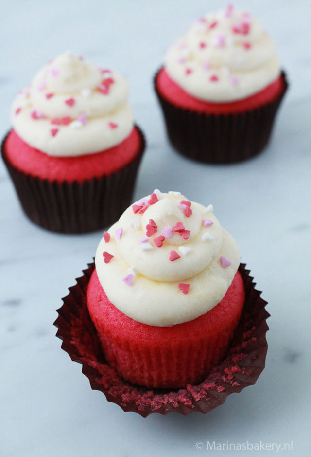 Valentijn recept: Pink cupcakes with cream cheese frosting
