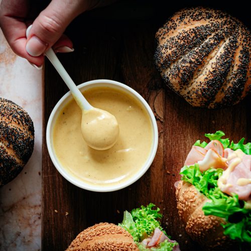 Honing-mosterdsaus zelf maken
