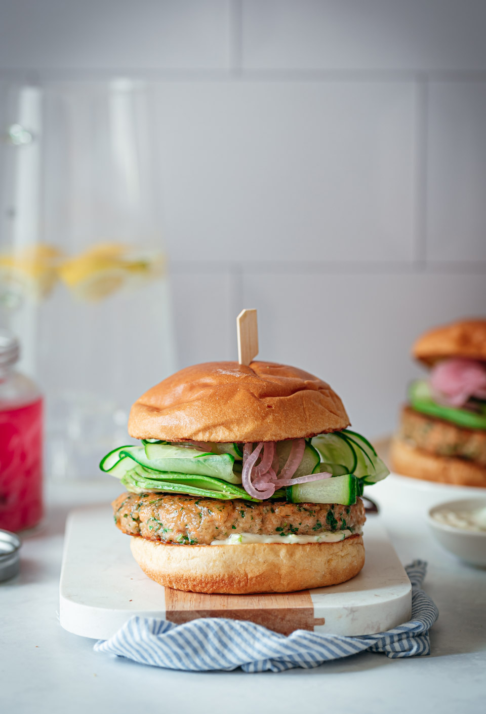 Zelf een zalmburger maken