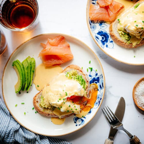 Eggs benedict