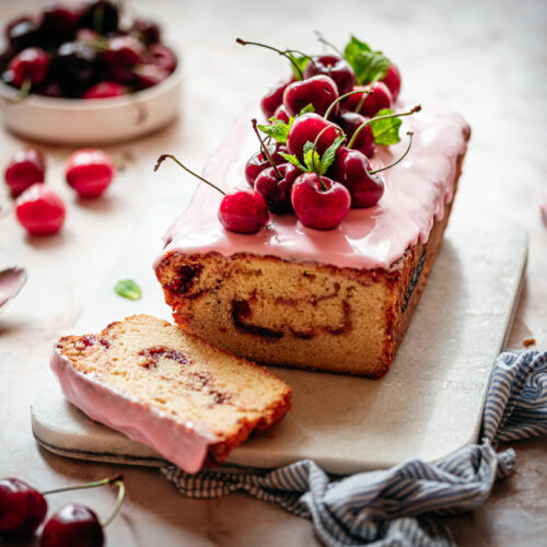 Cake met kersen