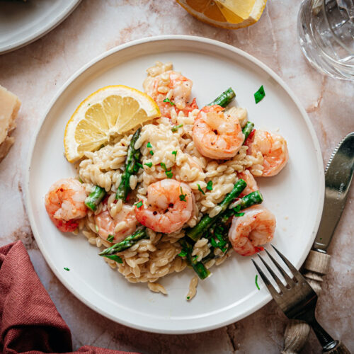 Orzo met garnalen en groene asperges