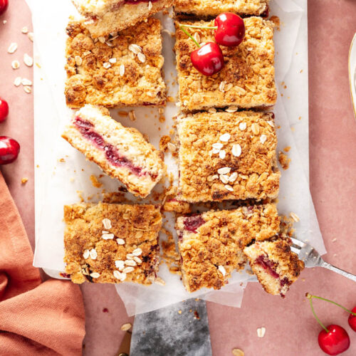 Kersen kruimel plaattaart recept