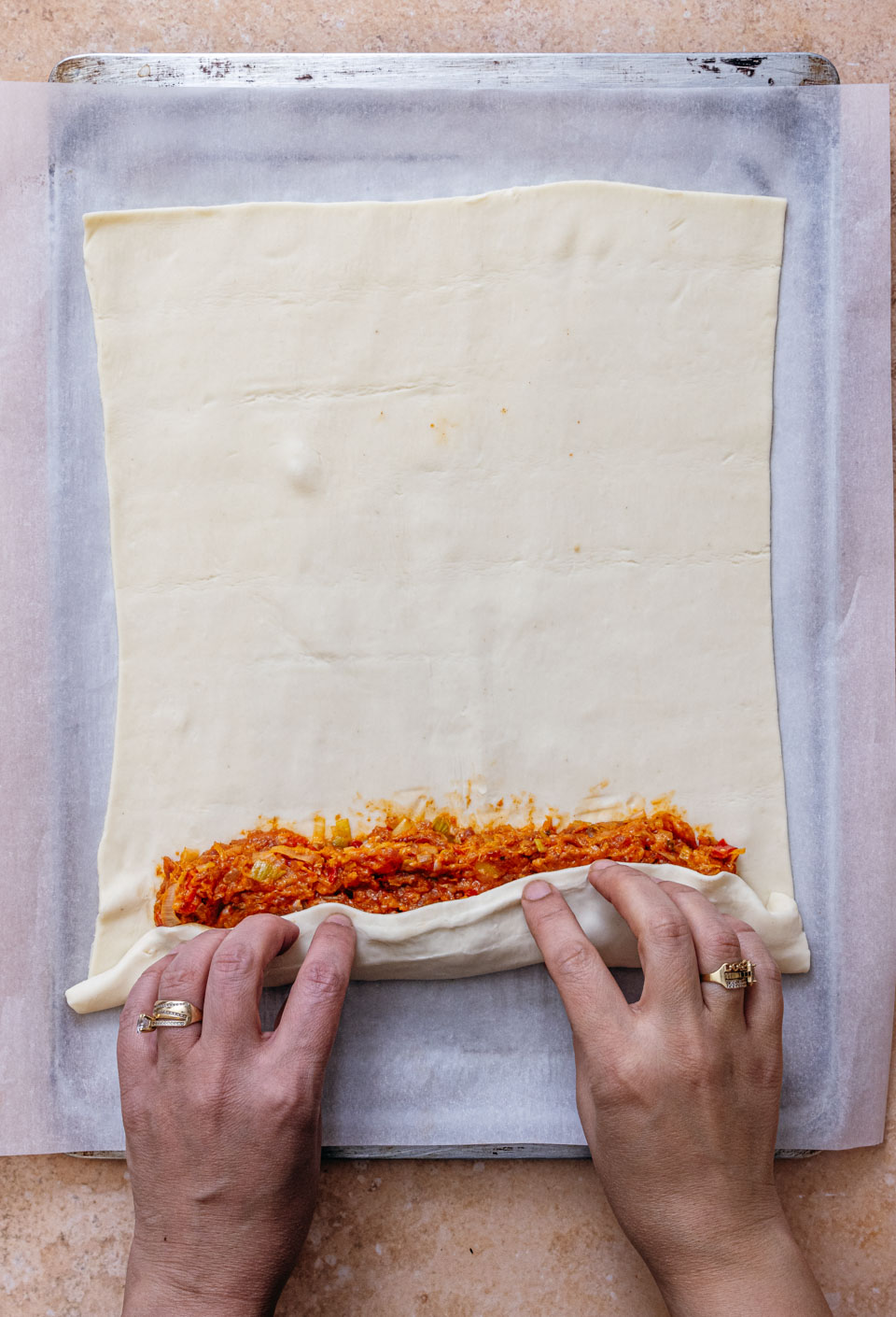 eenvoudige bladerdeeghapjes maken