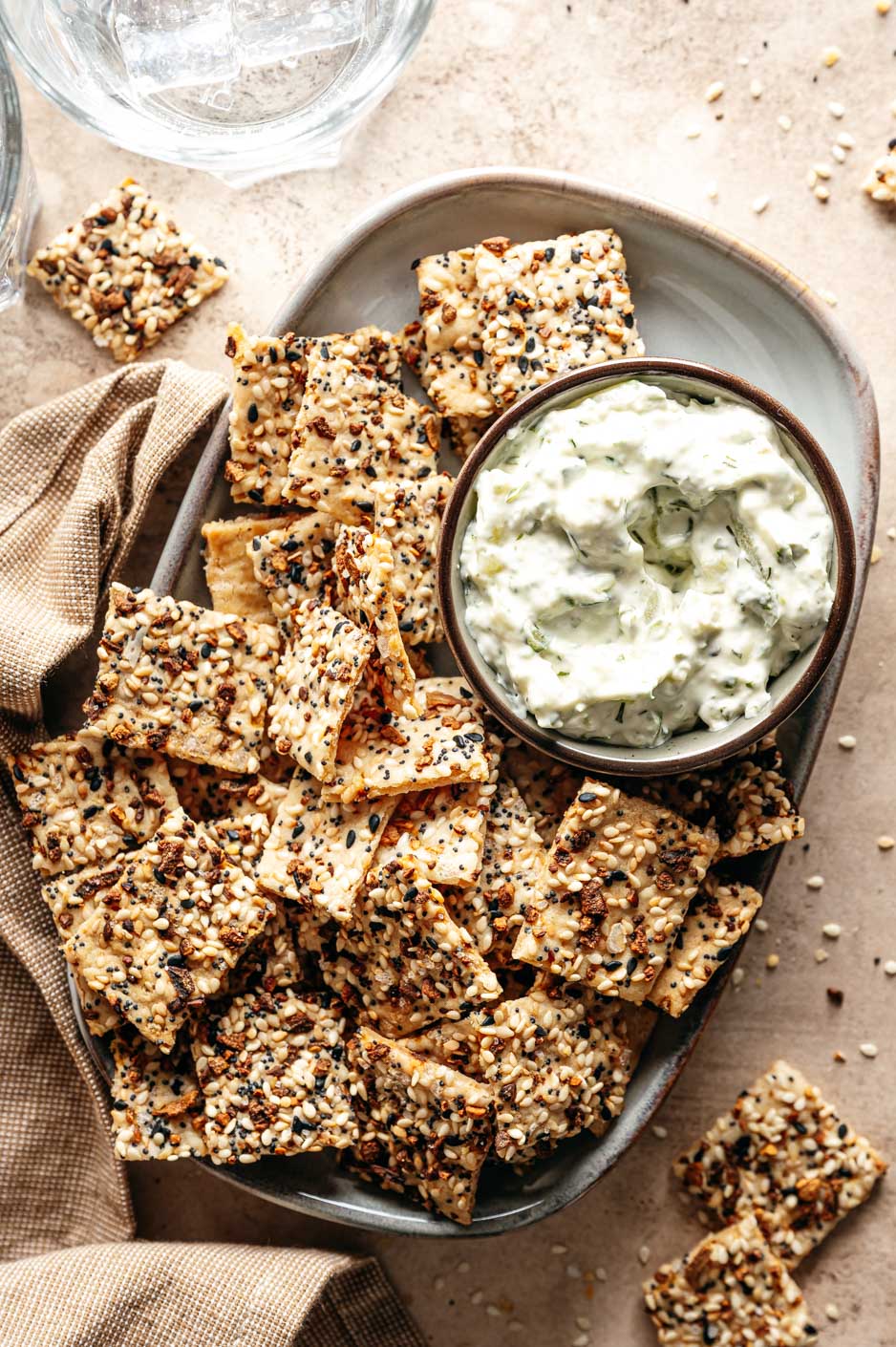 Crackers van sourdough discard