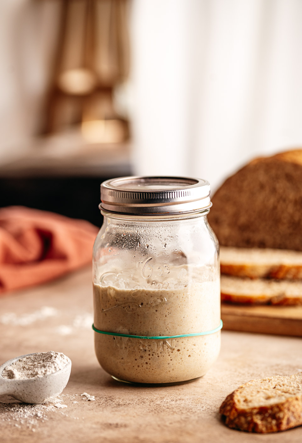 Zuurdesemstarter maken