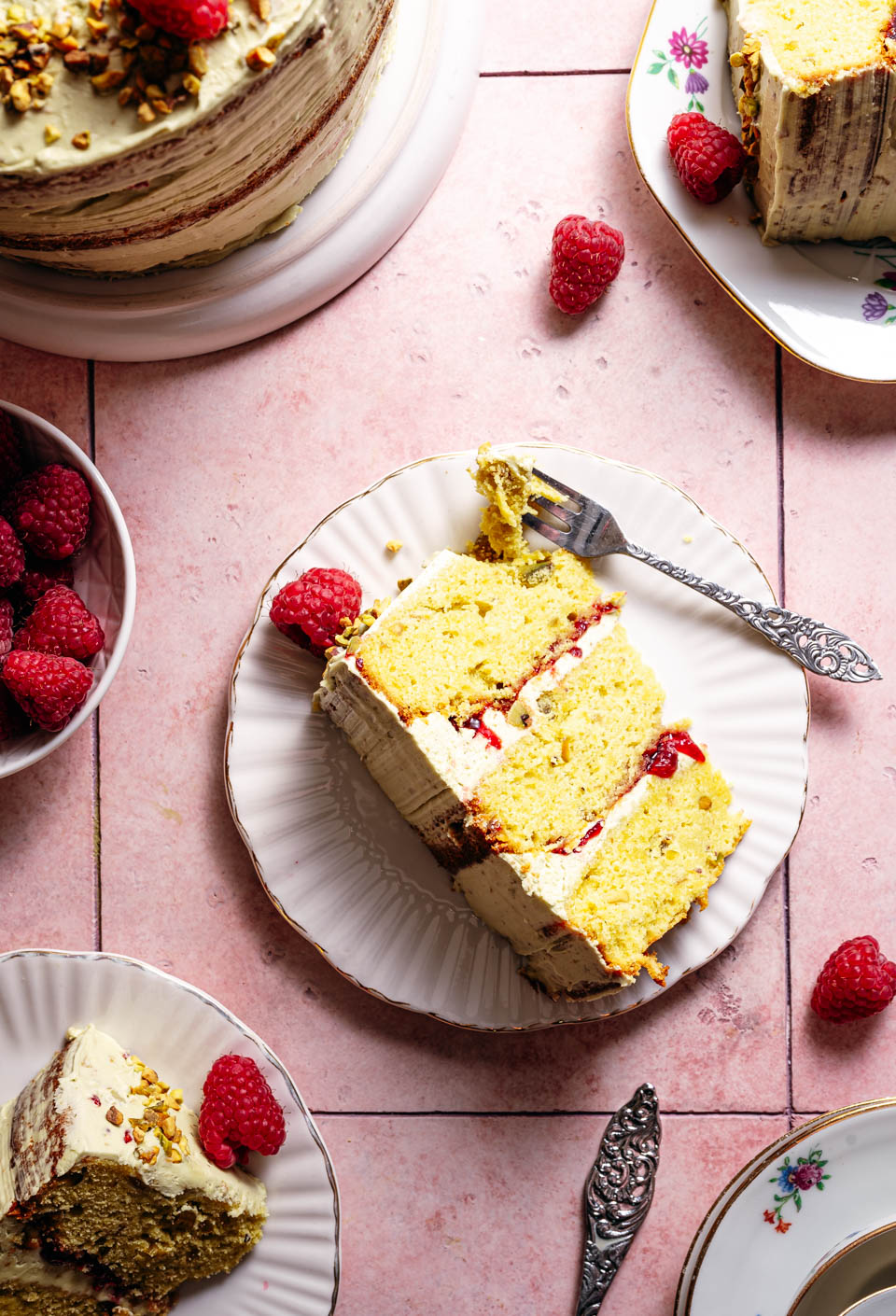 Pistache taart met frambozen