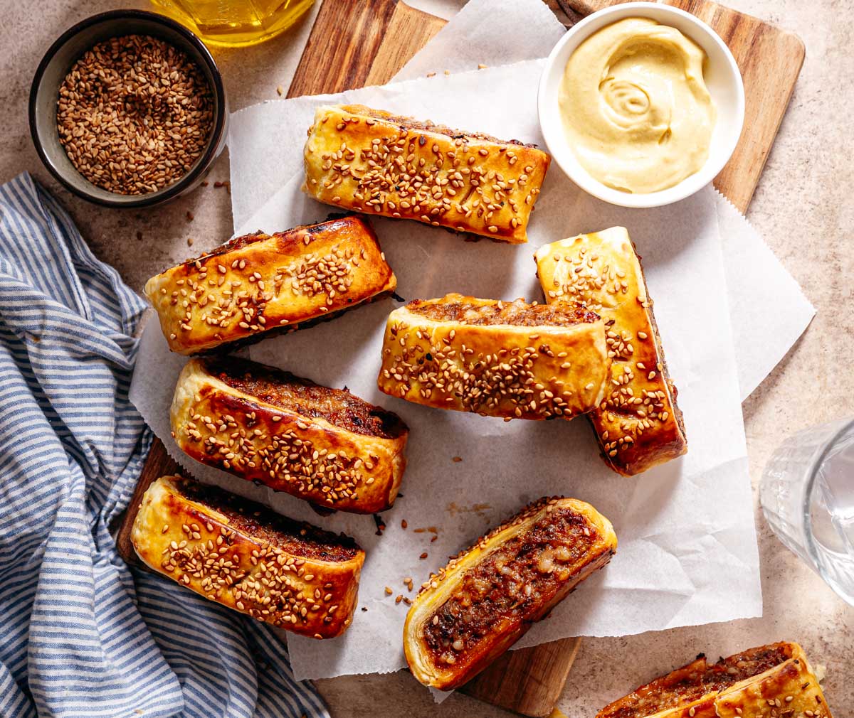 Bladerdeeghapjes met kip