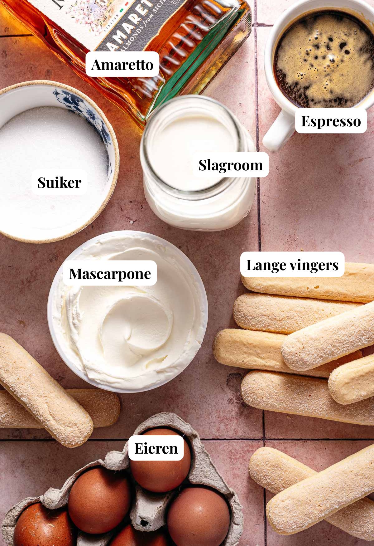 Ingredienten voor klassieke tiramisu