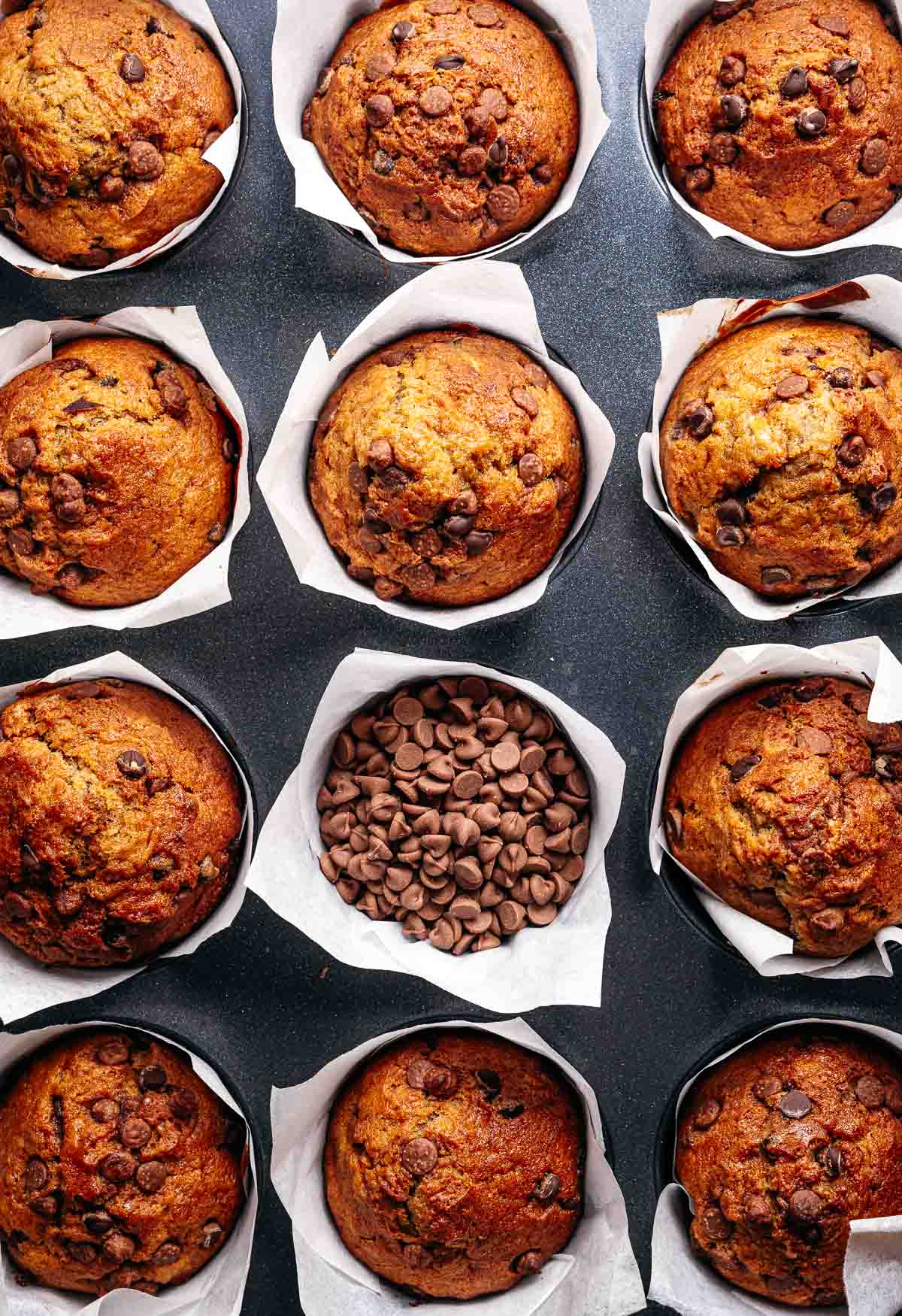 Muffins met banaan en chocolade