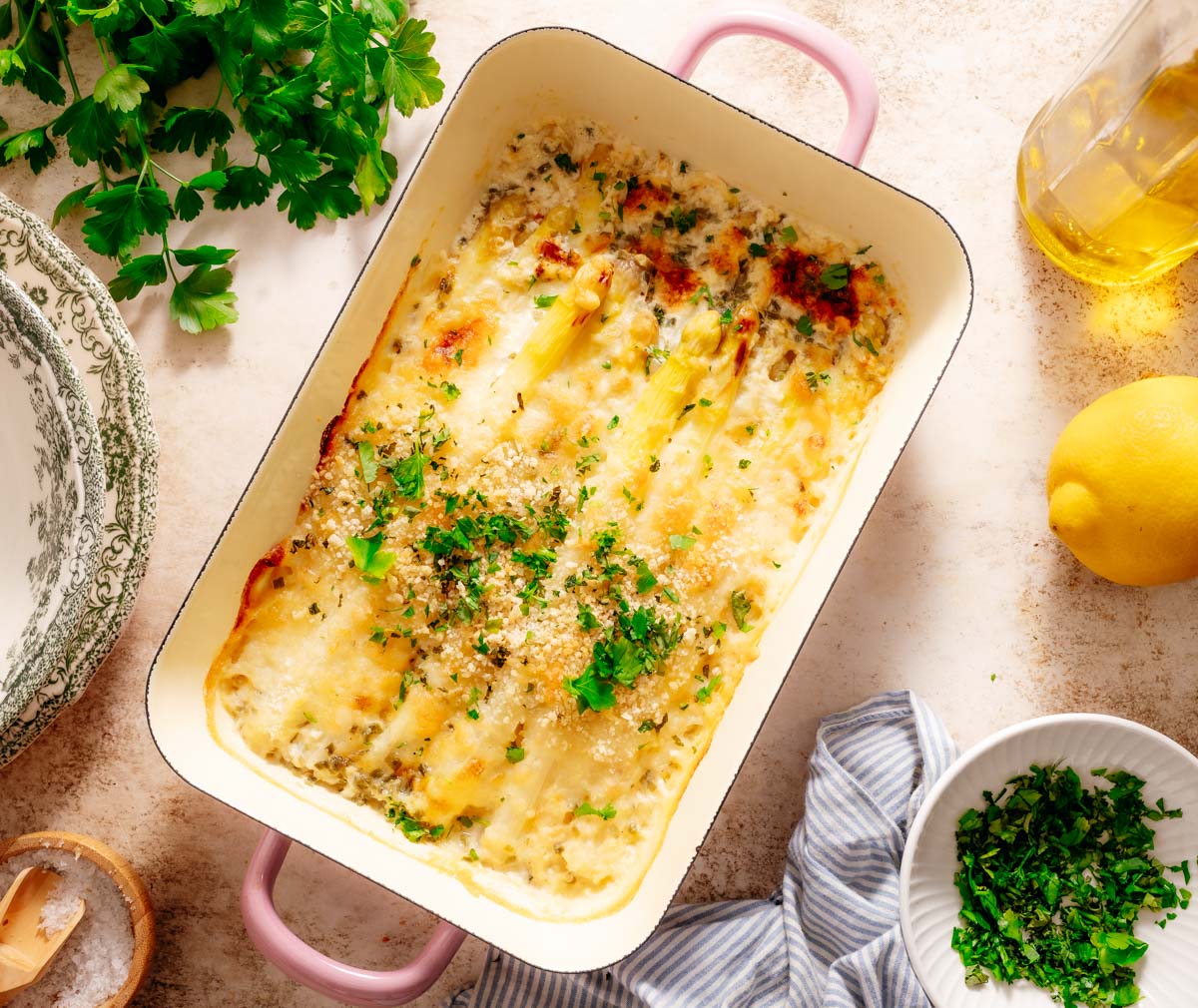 Gegratineerde asperges uit de oven