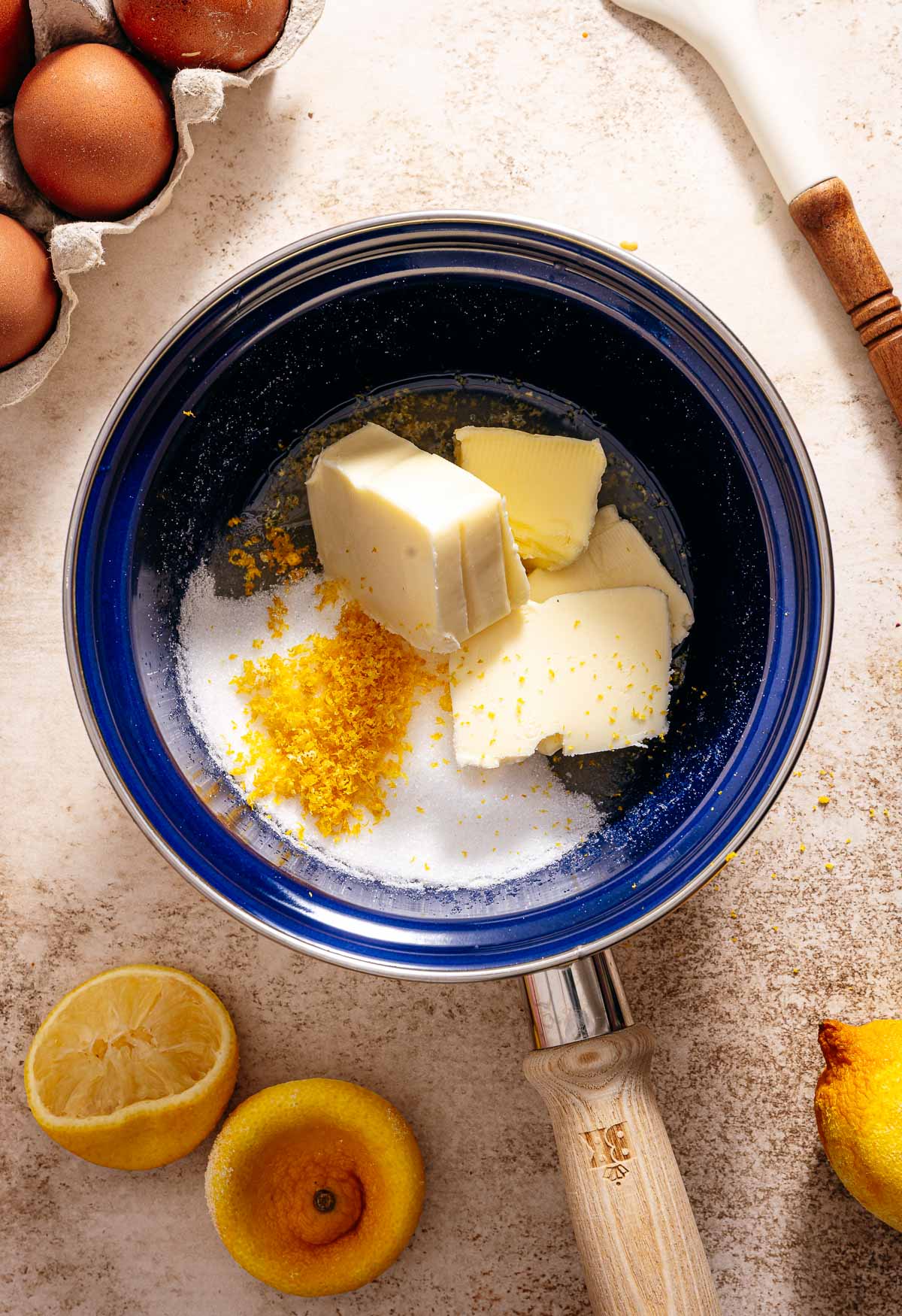 Stap 1: alle ingredienten in de pan