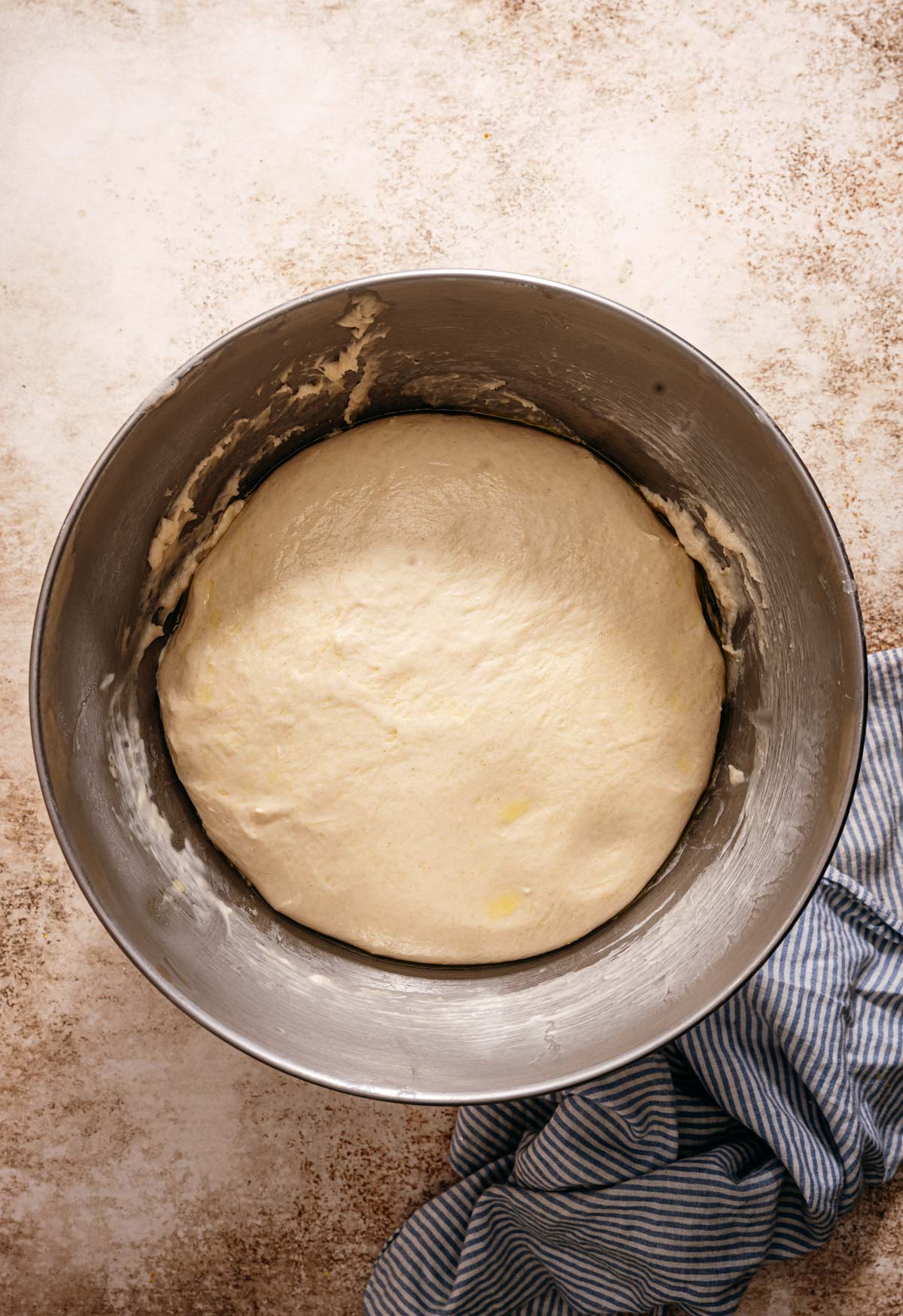 Stap 1: deeg maken en laten rijzen