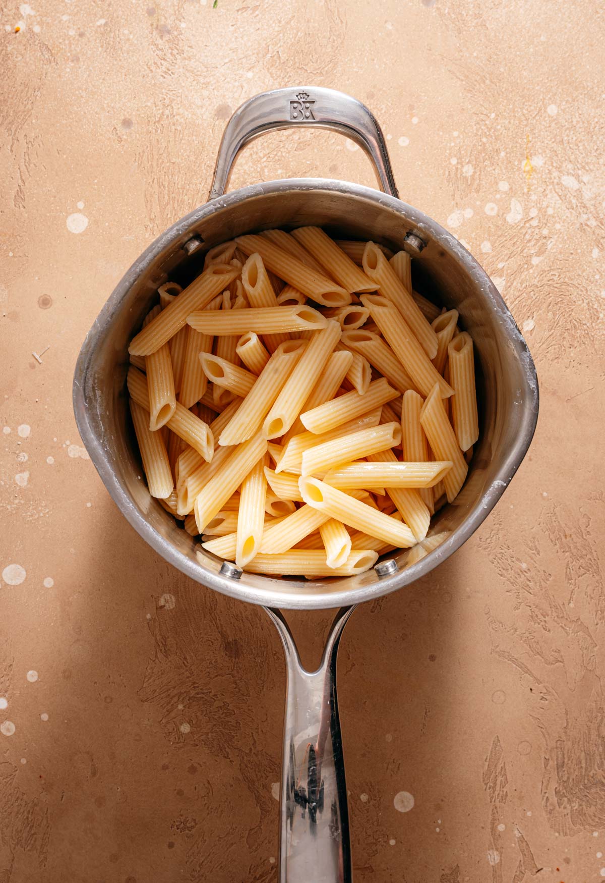 Stap 1: Pasta koken
