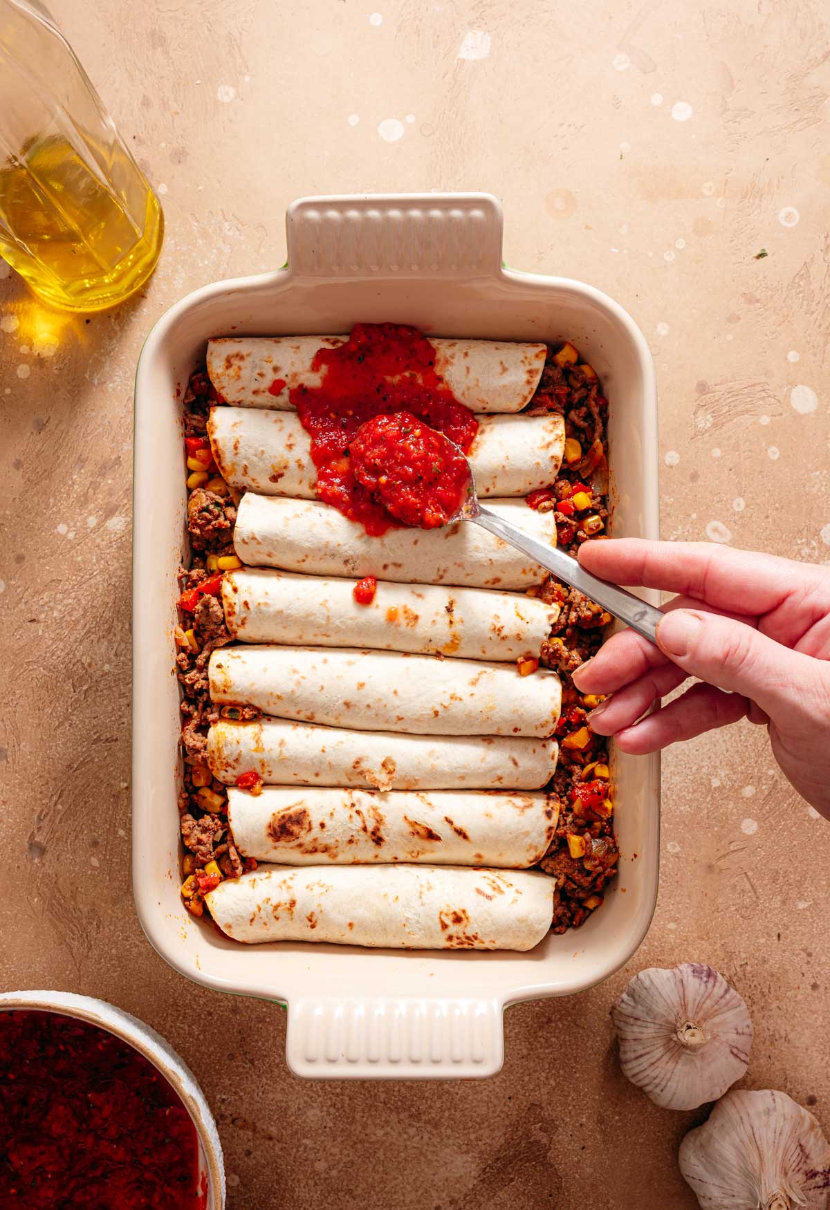 Stap 4: Alles in de ovenschaal doen