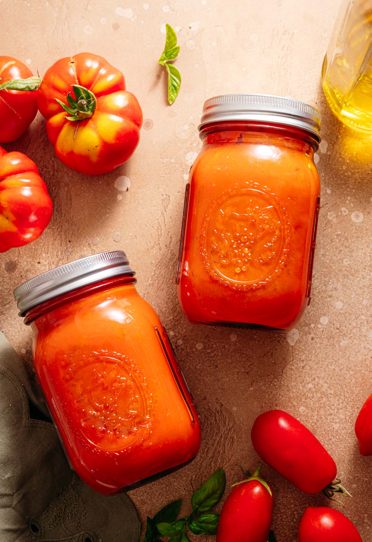 Tomatensaus wecken