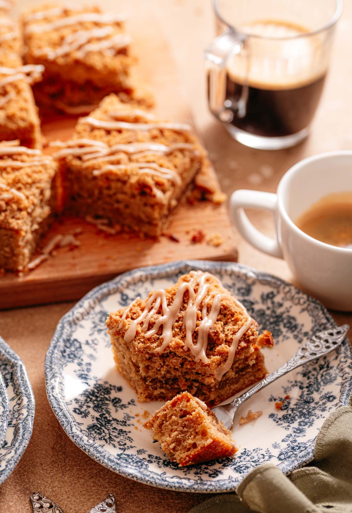 Smeuige kaneelcake recept