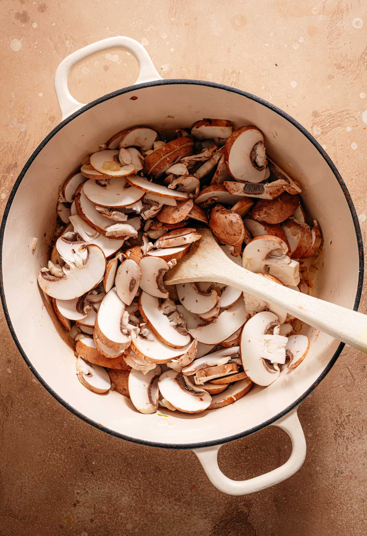 Stap 1: Champignons bakken