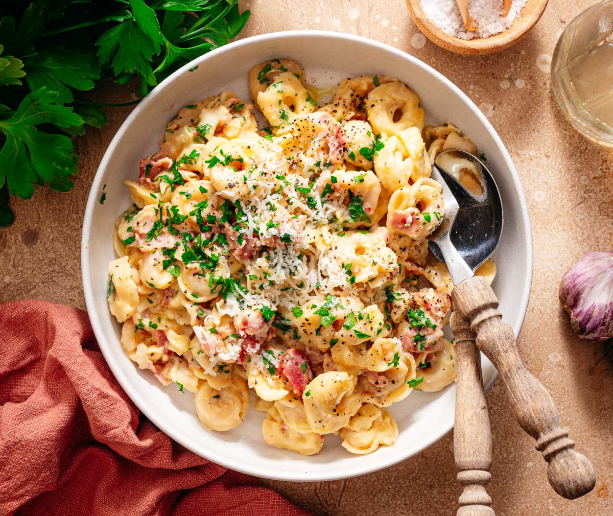 Tortellini carbonara