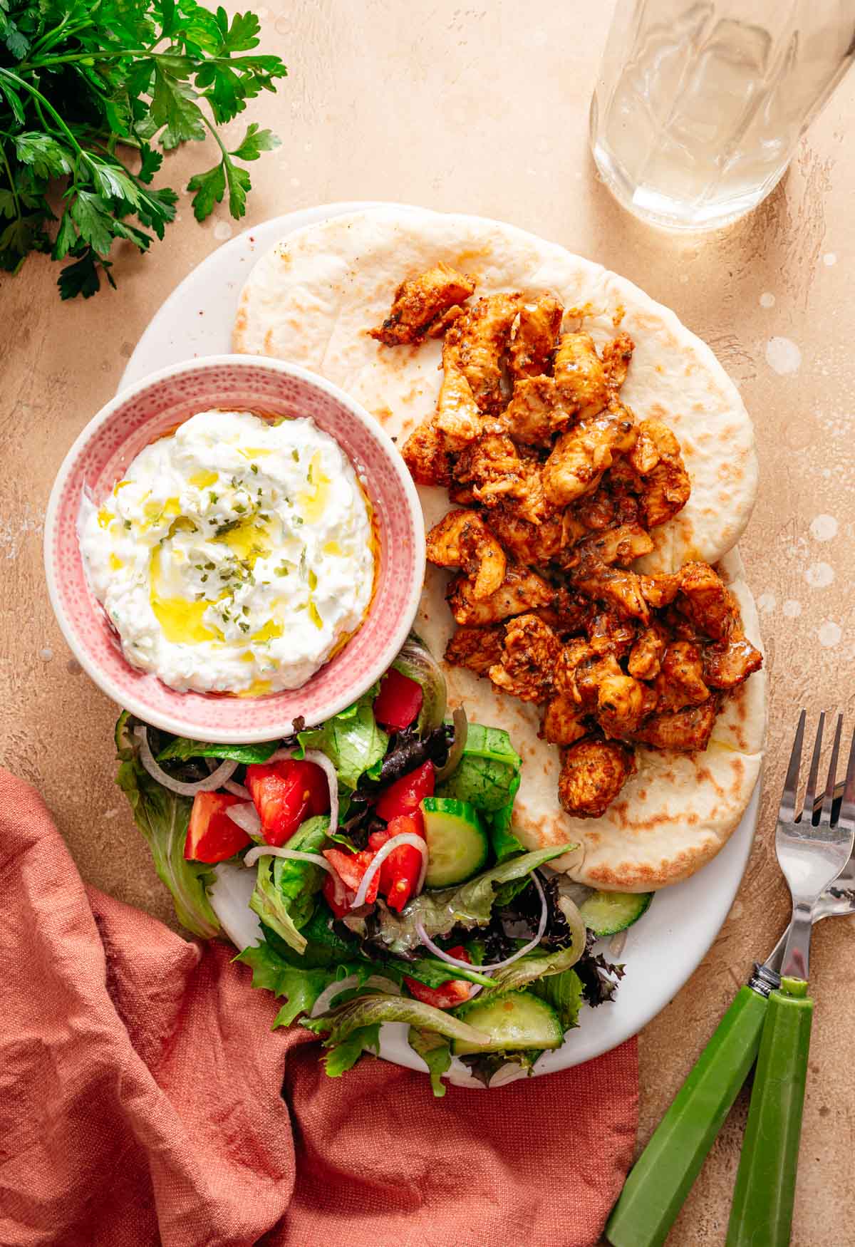 Snelle pita gyros met kip