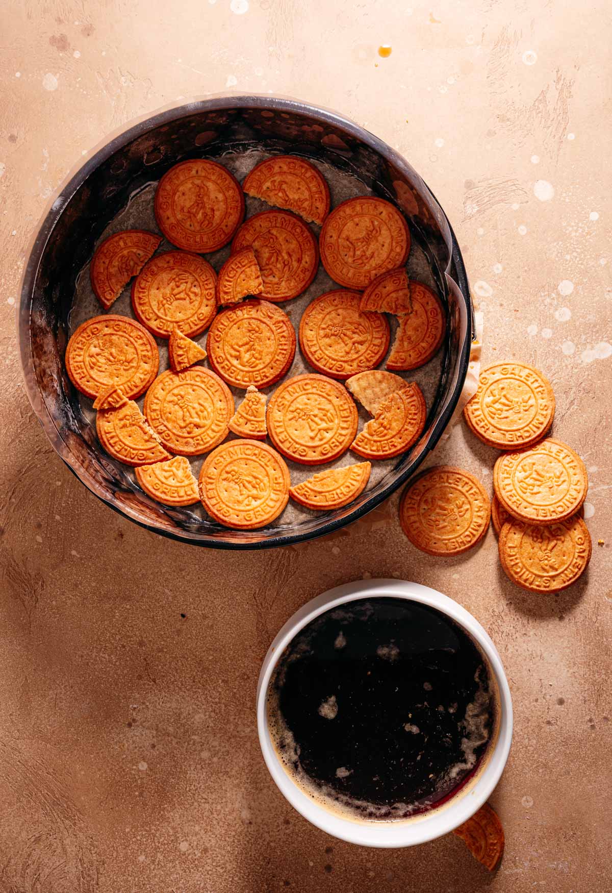 Stap 3: Koekjes weken in de koffie
